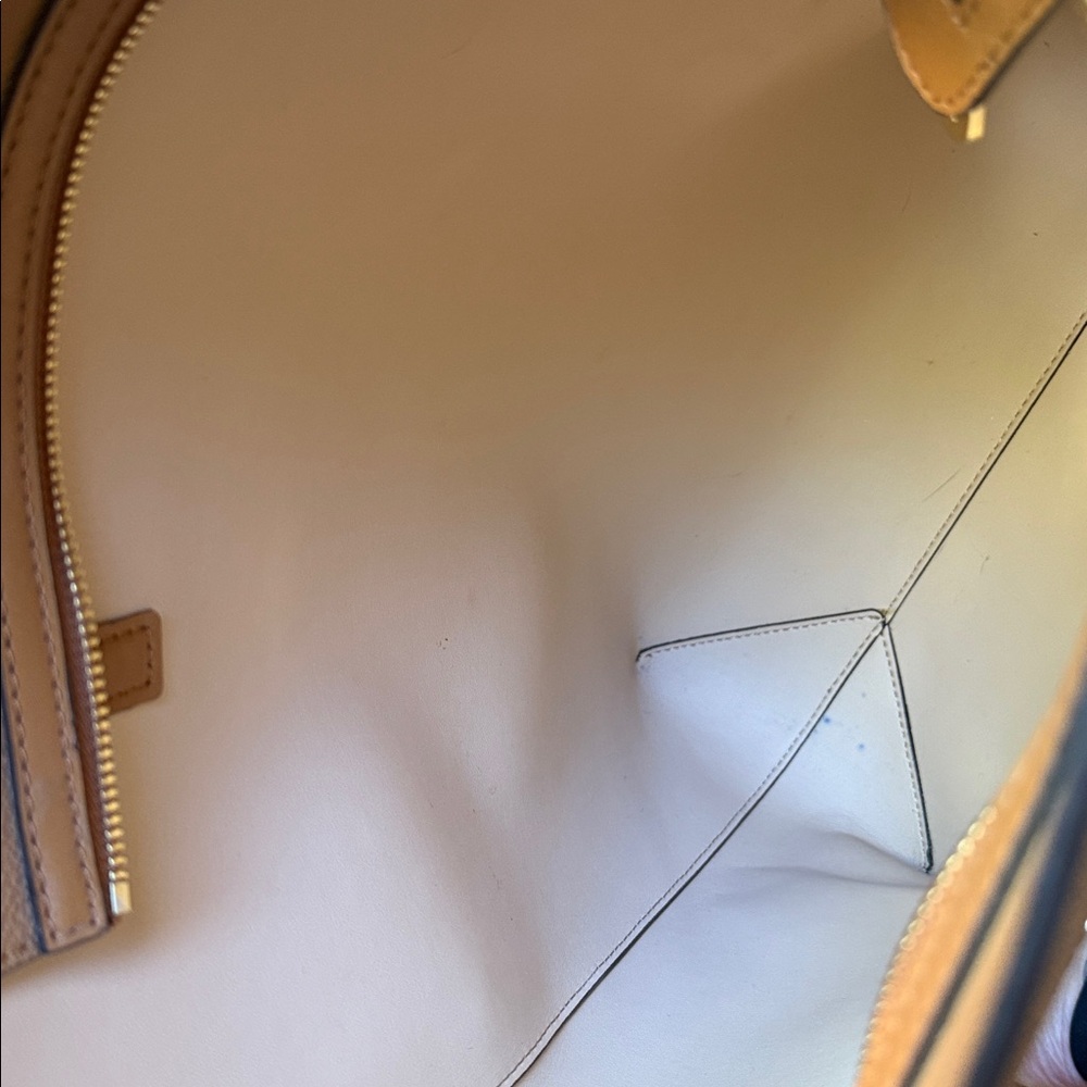 Michael Kors Hayley Large Leather Tote Bag - Picture 5 of 8
